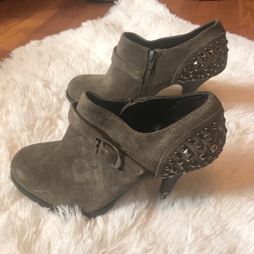 Nine West Suede Studded Ankle Booties Size 7.5